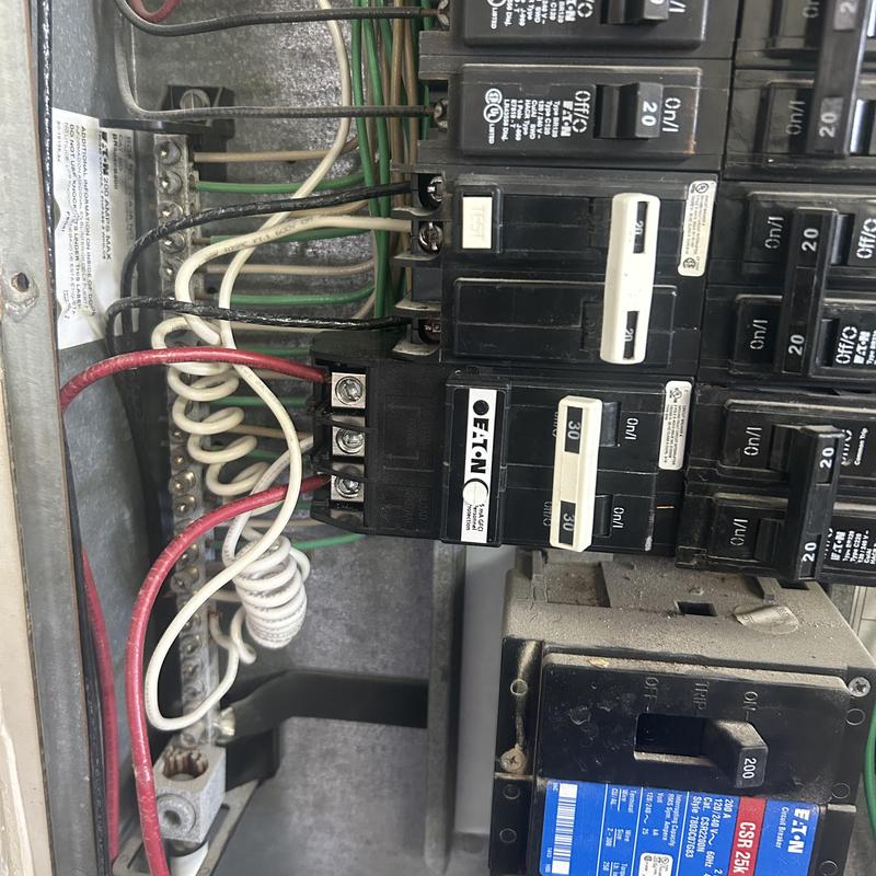 Pool pump breaker wiring inside electrical panel