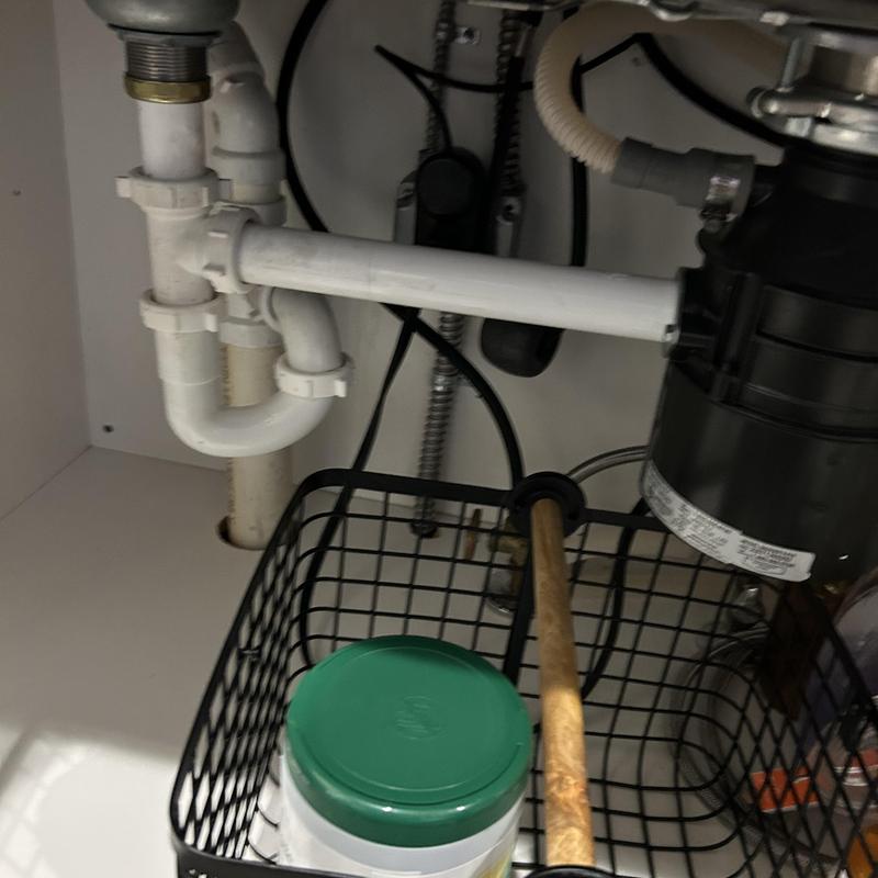 Kitchen sink drain pipes with garbage disposal unit Kitchen sink drain pipes with garbage disposal unit