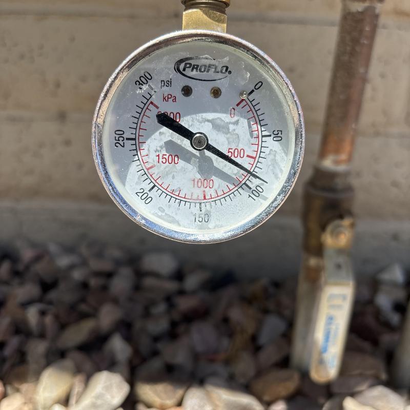 Pressure regulator valve gauge with pipe and handle