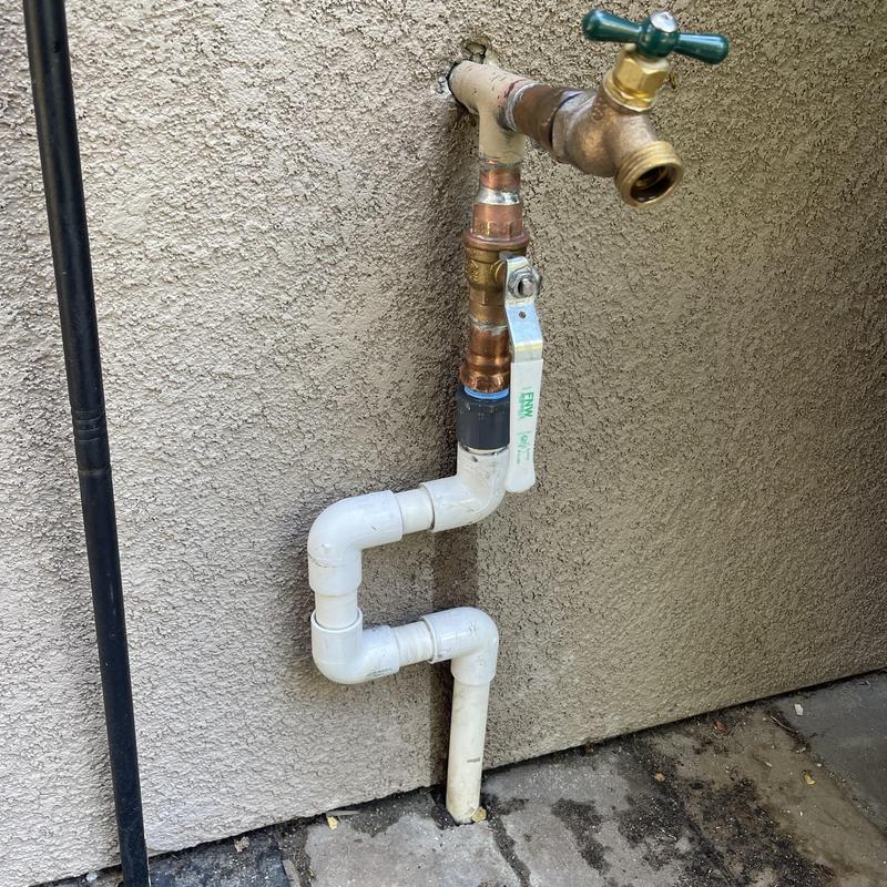 Brass 34-inch 14-turn ball valve with PVC piping