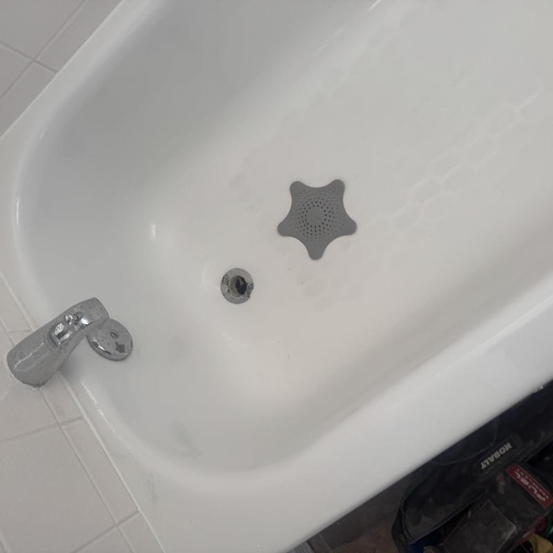 Tub drain replacement and disposal installation in bathtub