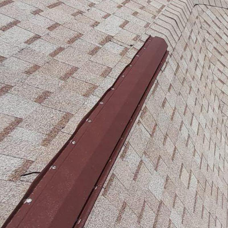 Owens Corning Duration shingles with metal valley flashing Owens Corning Duration shingles with metal valley flashing