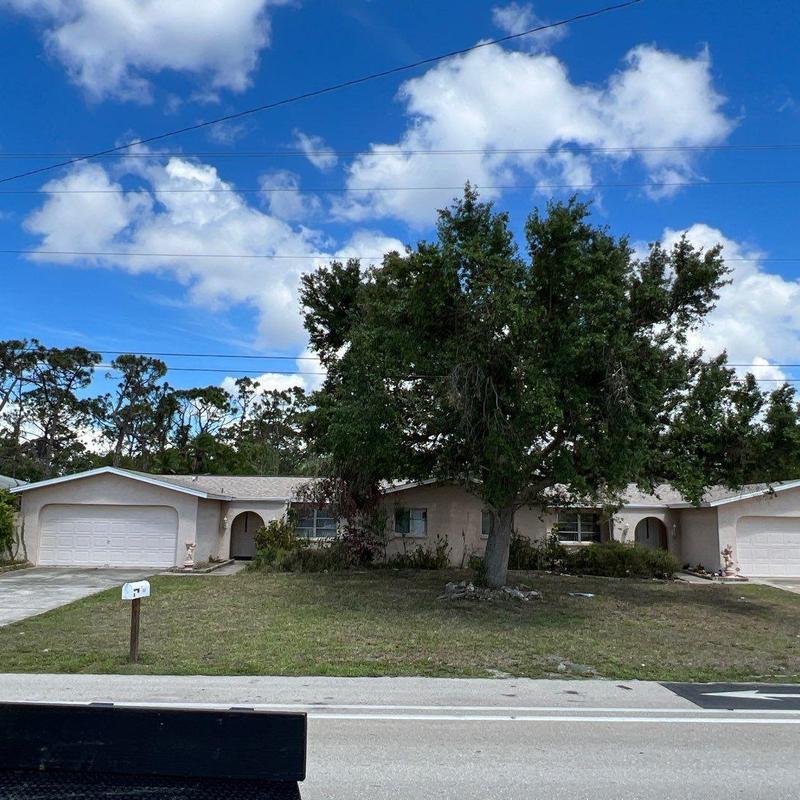 Asphalt shingle roof on residential duplex, Cape Coral FL Asphalt shingle roof on residential duplex, Cape Coral FL