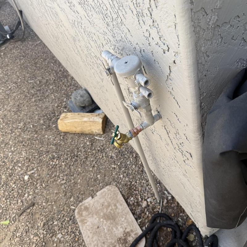 Outdoor hose bib with attached shutoff valve