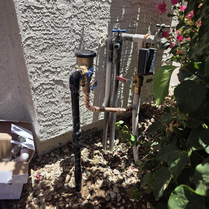 Pressure vacuum breaker installation on irrigation pipe Pressure vacuum breaker installation on irrigation pipe