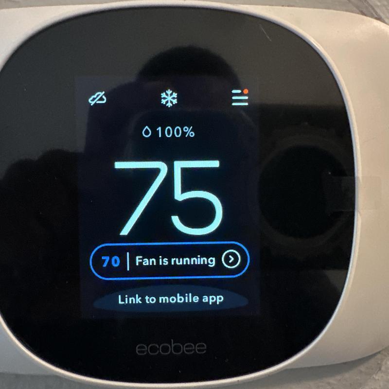 Ecobee thermostat display showing current cooling mode Ecobee thermostat display showing current cooling mode