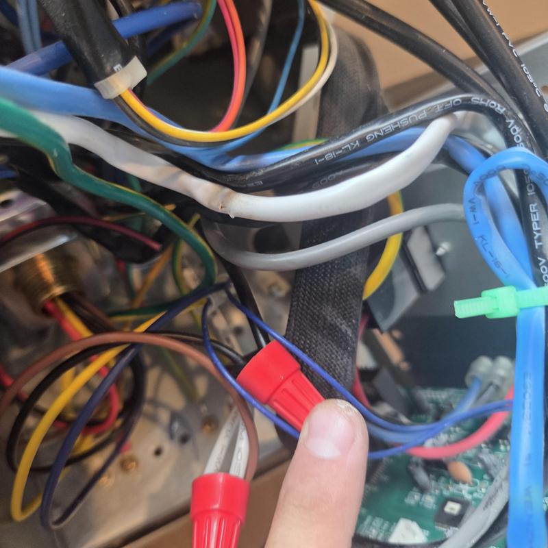 HVAC split system wiring and red wire connector HVAC split system wiring and red wire connector