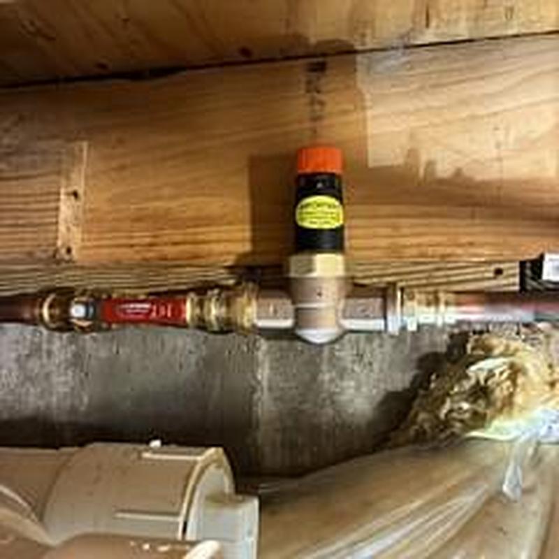 Pressure reducing valve with copper piping installation