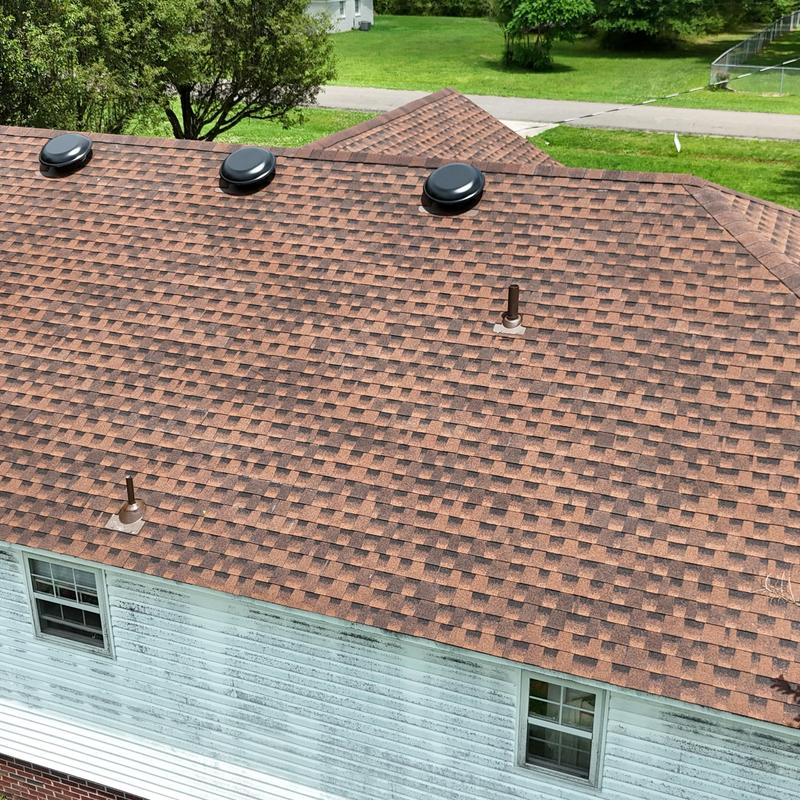Gafhdz Hickory asphalt shingle roof with vents