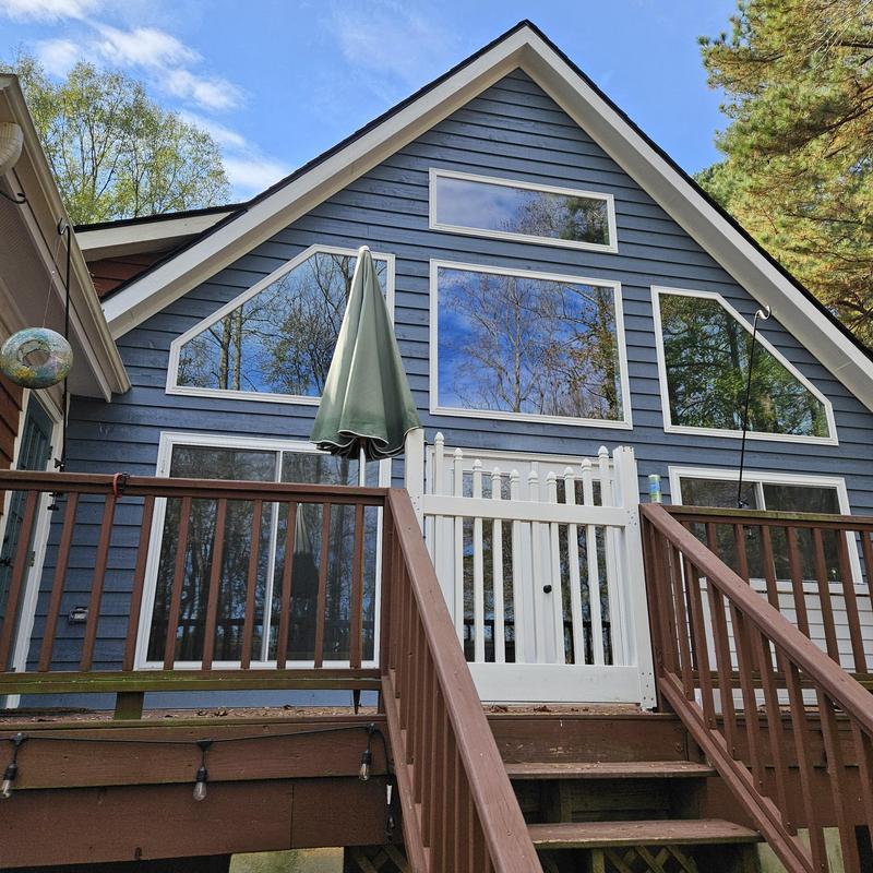 Deck railing and gate on wood backyard deck Deck railing and gate on wood backyard deck