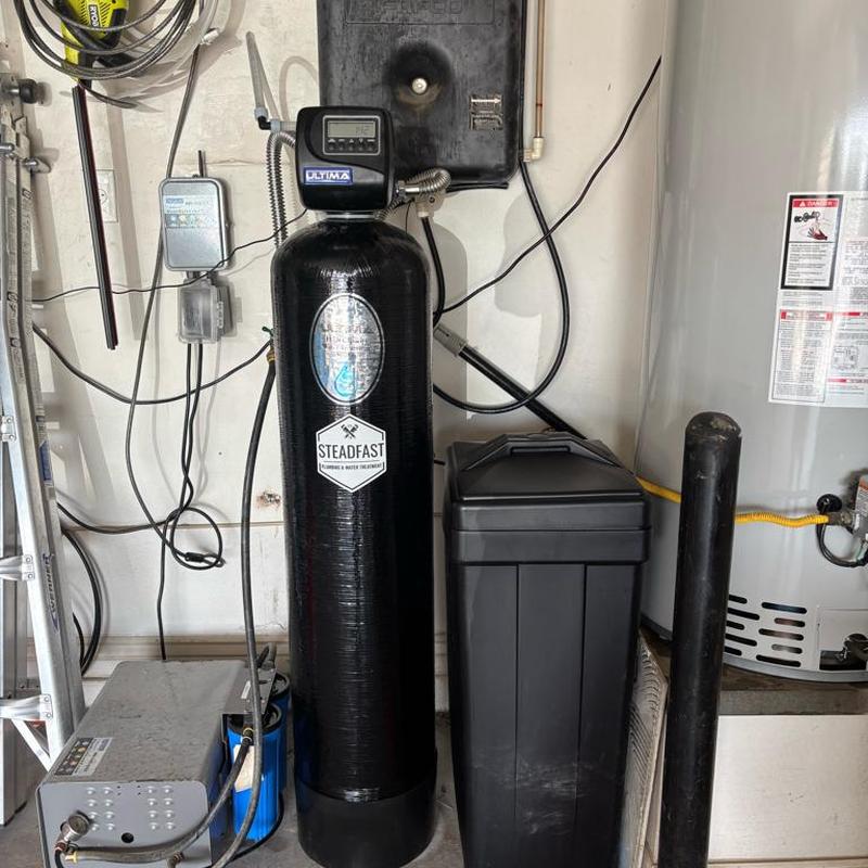 Whole home water softener system with control valve Whole home water softener system with control valve