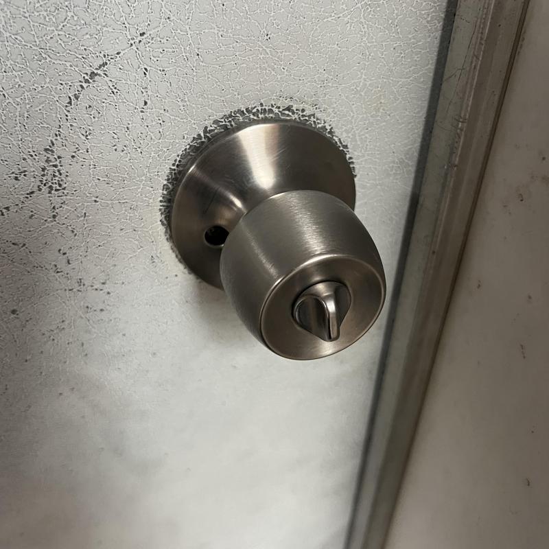 Commercial door knob with new Kwikset key cylinder