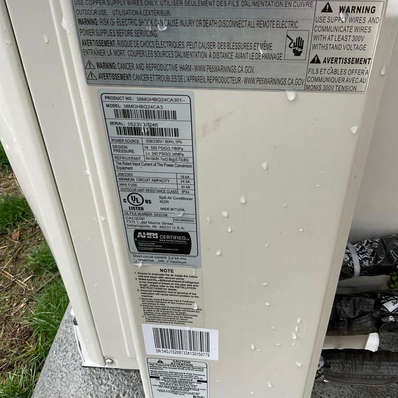 Outdoor heat pump unit label and warning stickers