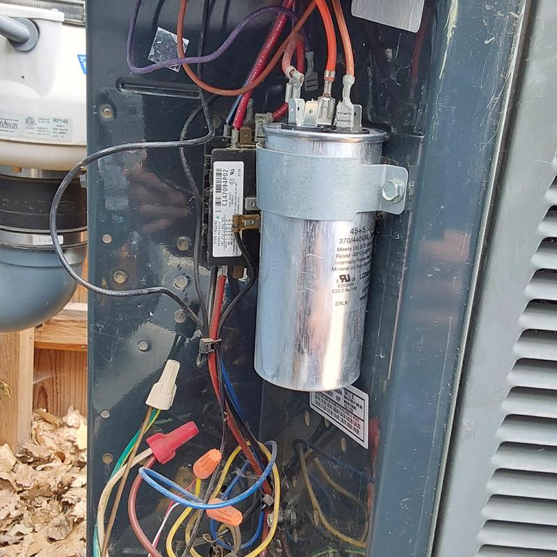 AC capacitor and wiring inside Trane XR14 unit