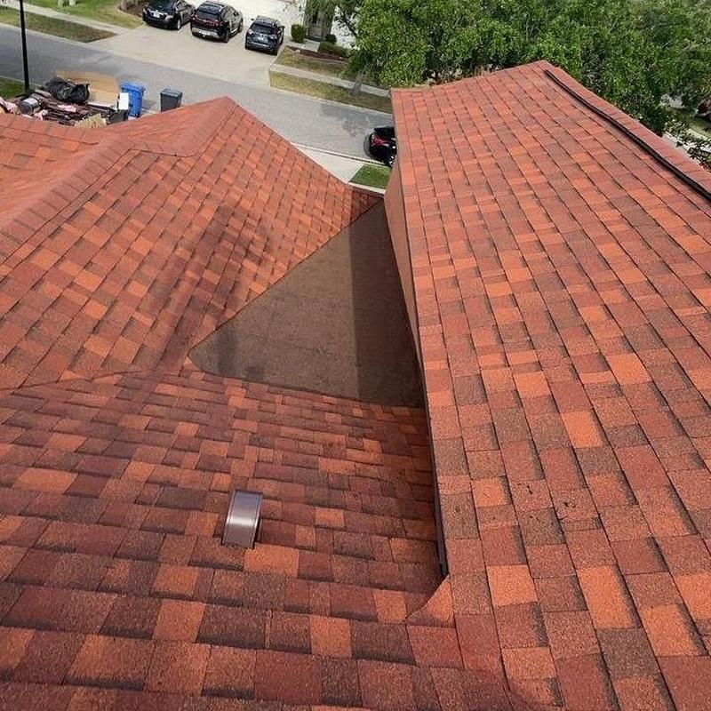 Architectural shingle roof with modified bitumen valley Architectural shingle roof with modified bitumen valley