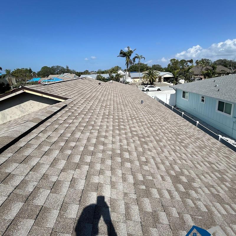 Architectural shingle roof with ridge venting in Bradenton Architectural shingle roof with ridge venting in Bradenton