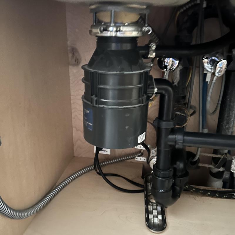 In-Sink-Erator Badger 5 garbage disposal under sink