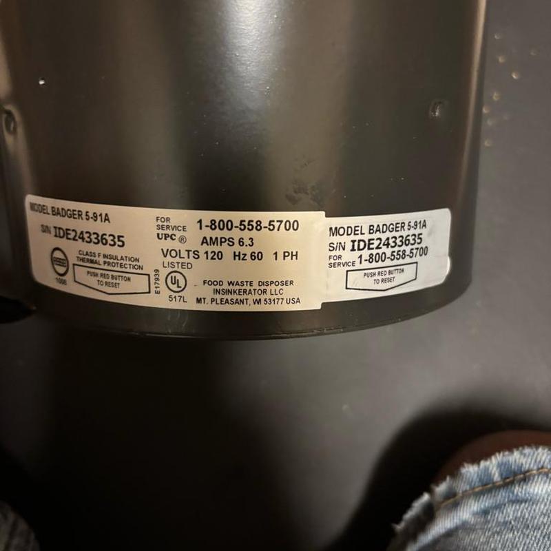 Badger 5-91A food waste disposer label close-up Badger 5-91A food waste disposer label close-up