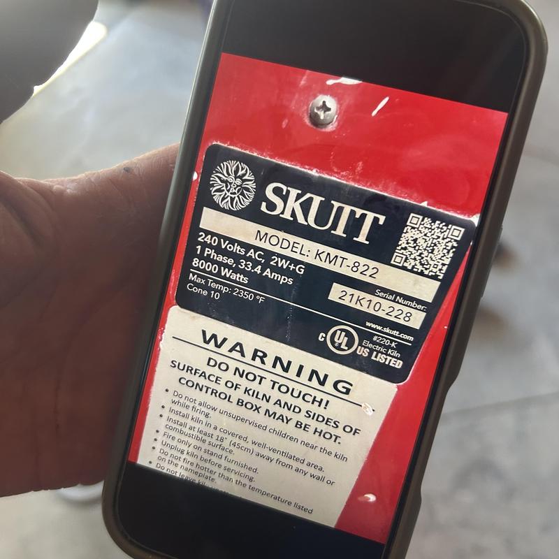 Electric kiln model label with safety warning Electric kiln model label with safety warning