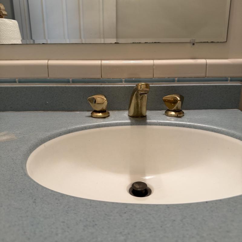Brass bathroom basin faucet with trim and drain