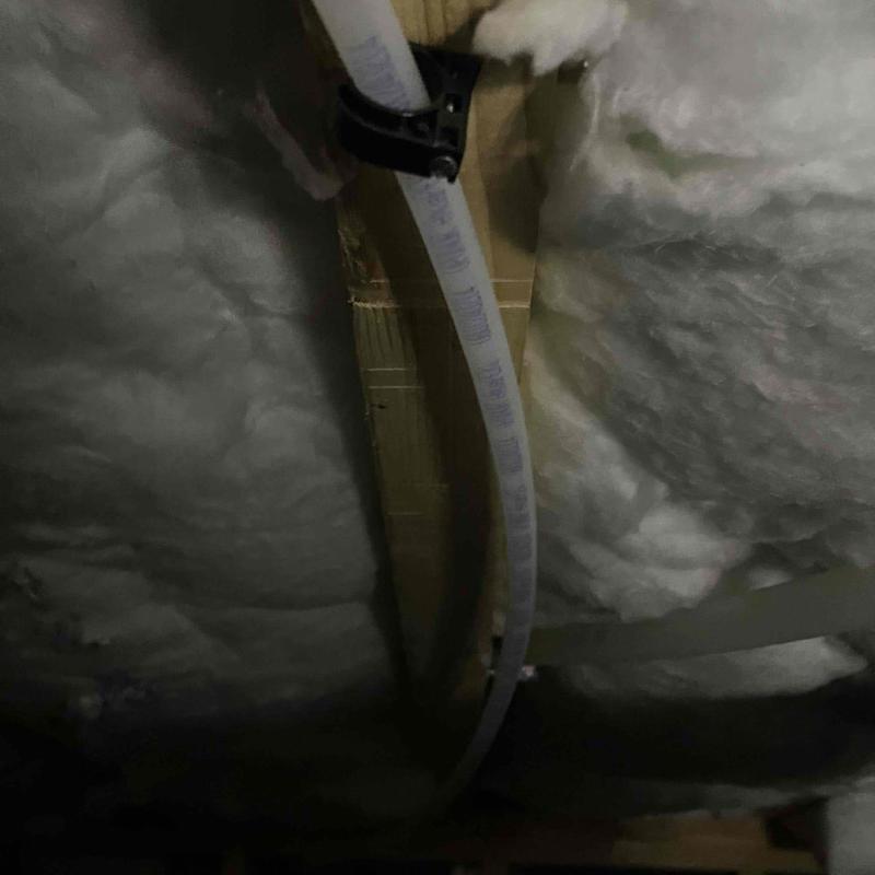 Frost free hose bib with secured pipe and insulation Frost free hose bib with secured pipe and insulation