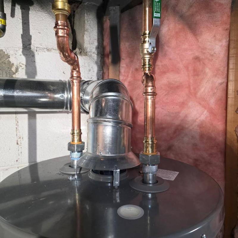 40 gallon standard vent water heater with copper piping