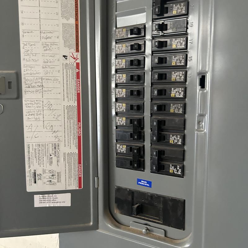 Electrical panel circuit breakers with main switch open Electrical panel circuit breakers with main switch open