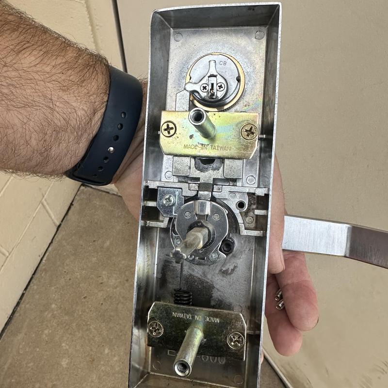 Exit device trim lock mechanism with removed key