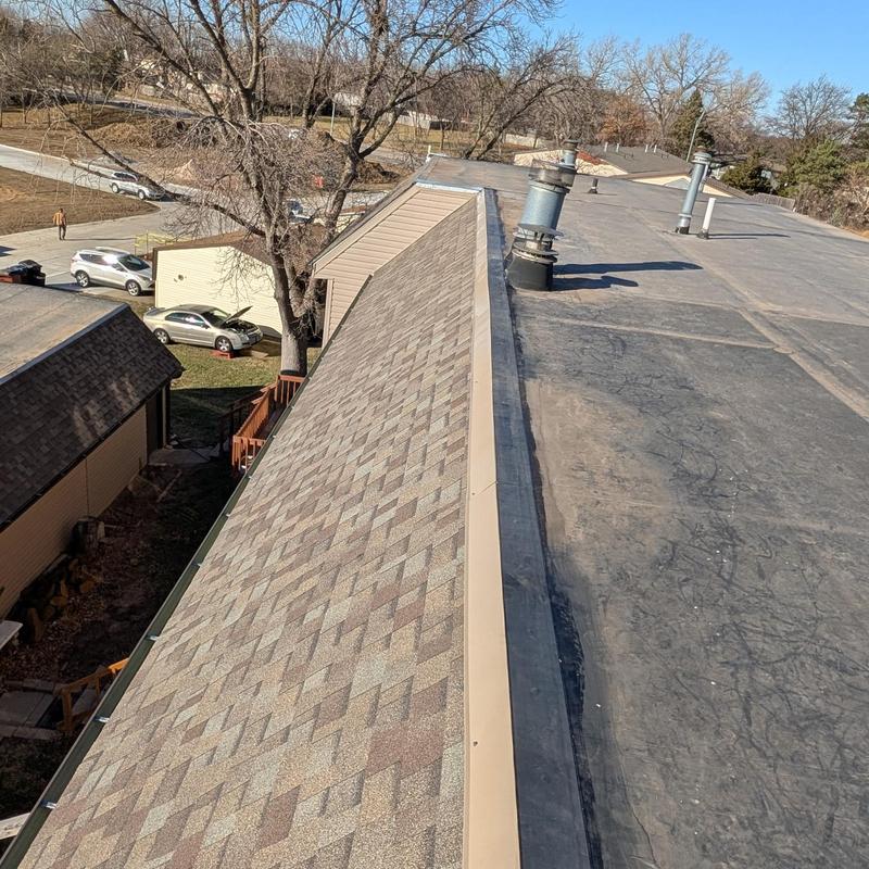 EPDM roof cover strips with asphalt shingles edge