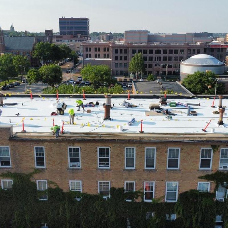 GAF EverGuard TPO membrane roof installation on flat roof GAF EverGuard TPO membrane roof installation on flat roof
