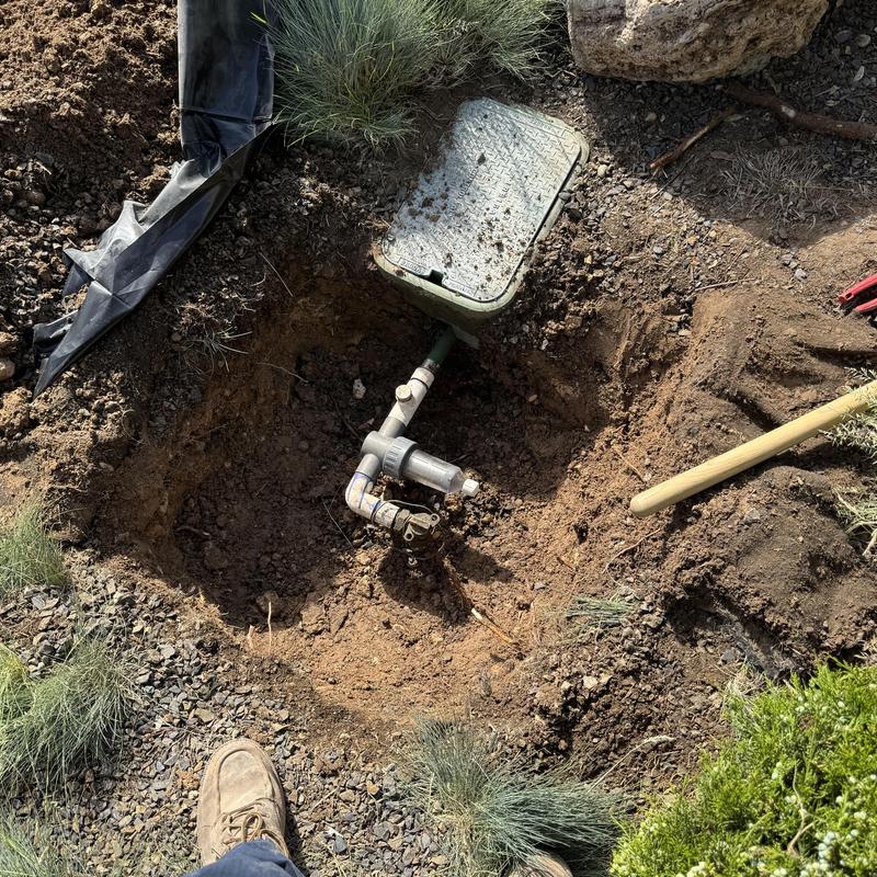 Irrigation curb stop valve and box in dug soil