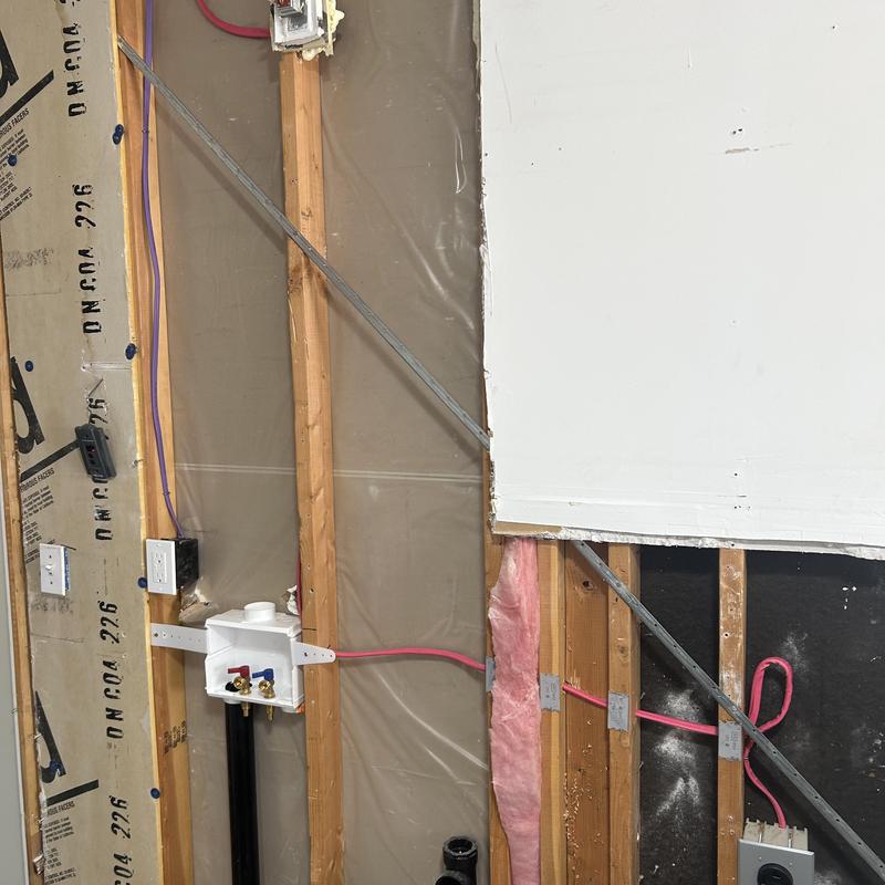 GFCI circuit installation with dedicated outlets in wall GFCI circuit installation with dedicated outlets in wall