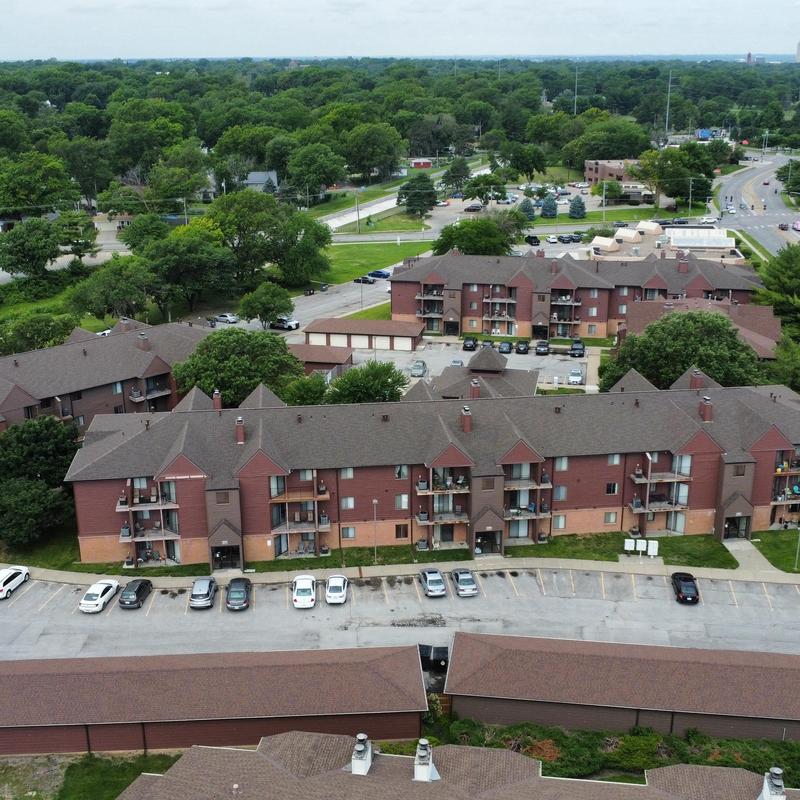 Tamko Titan XT shingle roof on apartment complex