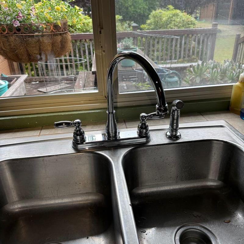 Kitchen faucet and dual sink installation and inspection