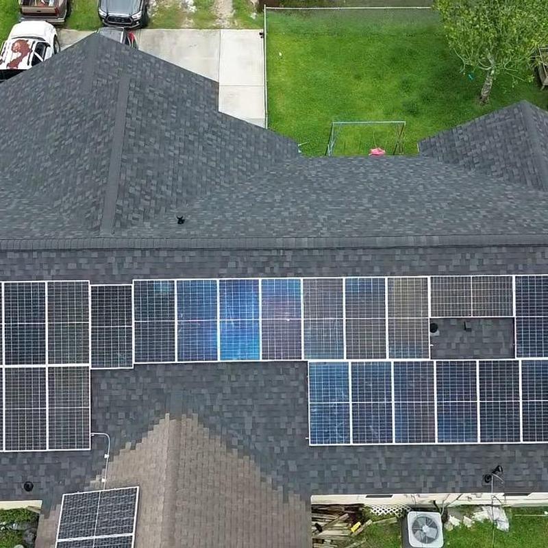 Owens Corning Onyx Black roof with solar panels