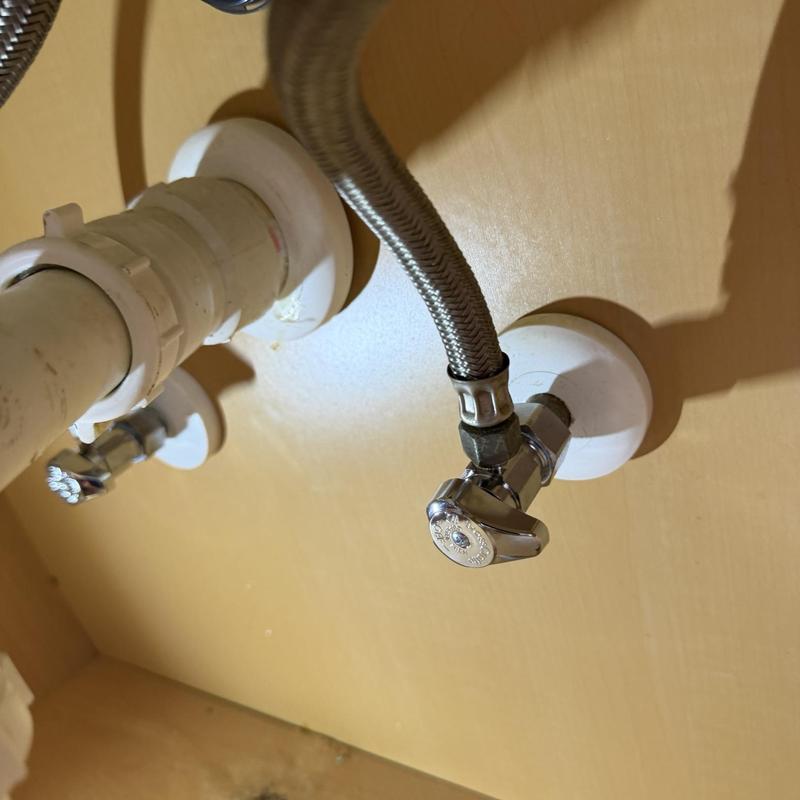 Quarter turn shut off valve under sink replacement