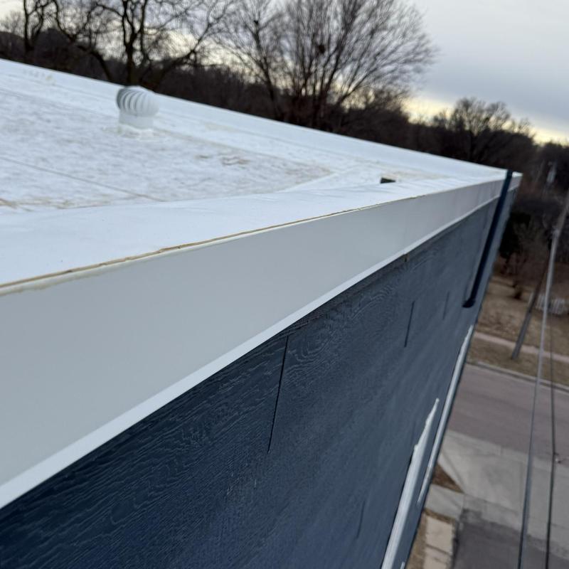 Carlisle Sure-Weld Reinforced TPO roof edge detail Carlisle Sure-Weld Reinforced TPO roof edge detail