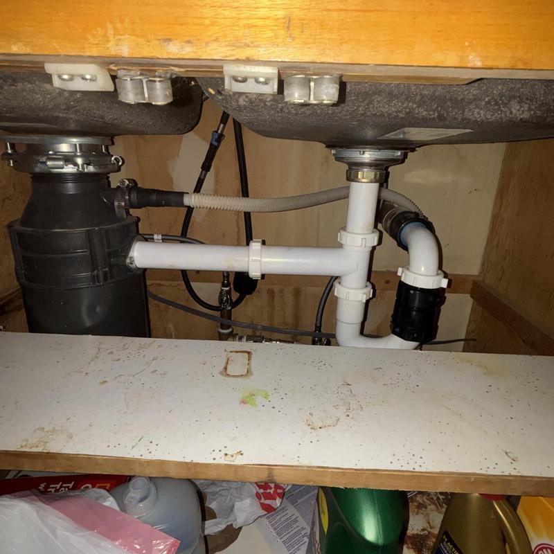 Kitchen sink drain pipes and garbage disposal installation Kitchen sink drain pipes and garbage disposal installation