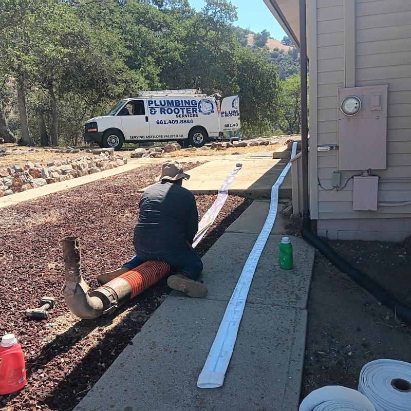 3-inch cast iron sewer pipe liner installation outdoors