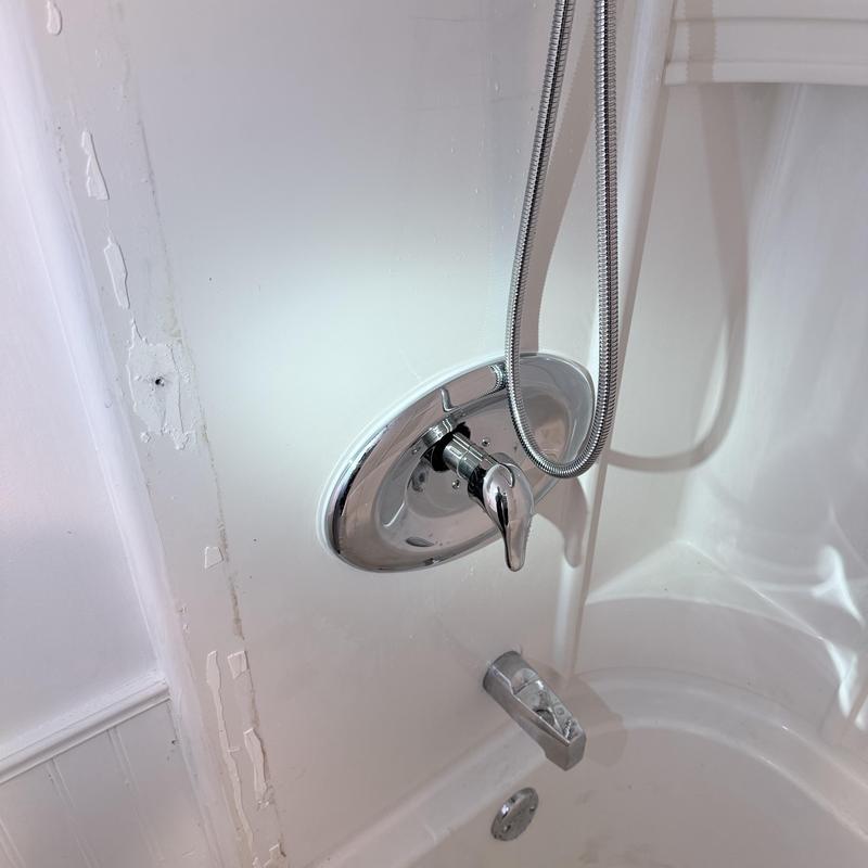Shower valve and faucet with flexible hose installation
