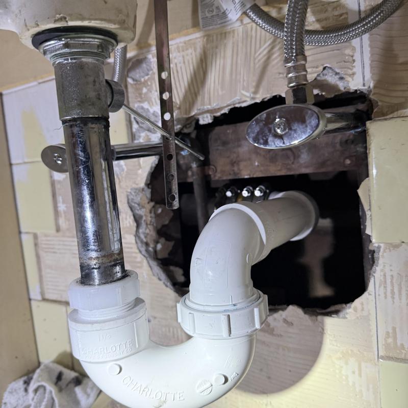 Vanity drain pipe with new emergency shutoff valves