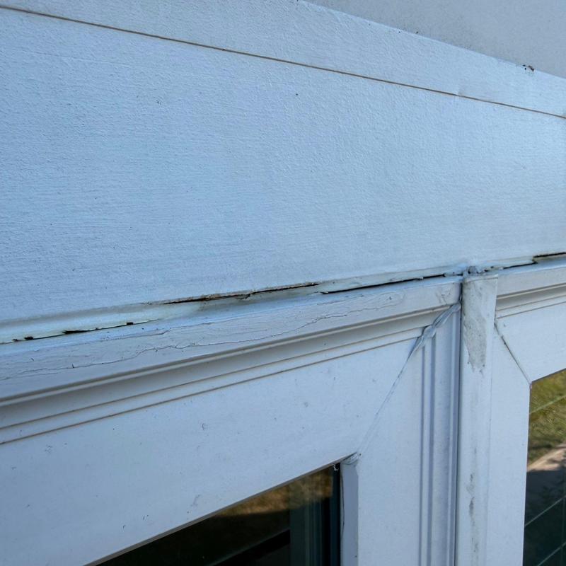 Window frame sealant gaps and surface cracks inspection