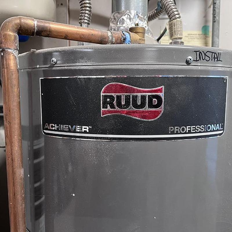 RUUD water heater with new copper supply lines