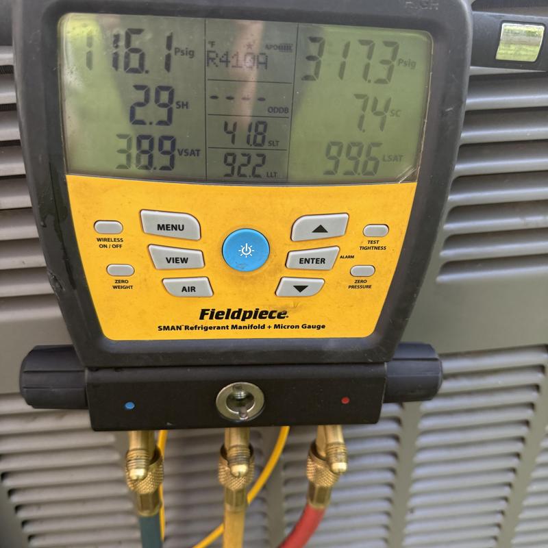 Refrigerant manifold gauge on HVAC unit readings Refrigerant manifold gauge on HVAC unit readings