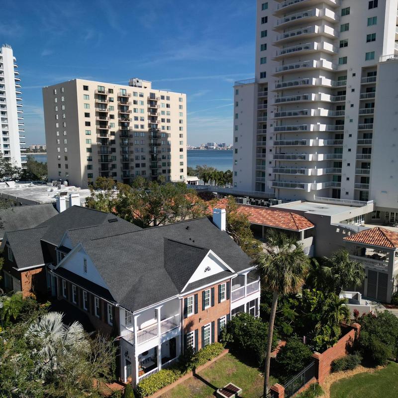 Architectural shingle roof with peel and stick underlayment Architectural shingle roof with peel and stick underlayment