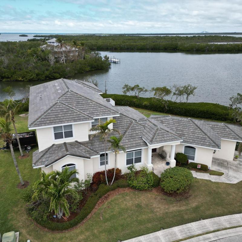 Tile roof with Eagle Bel Air profile in Palmetto FL Tile roof with Eagle Bel Air profile in Palmetto FL