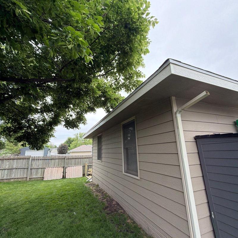 5 K Style Aluminum Gutters on beige home exterior
