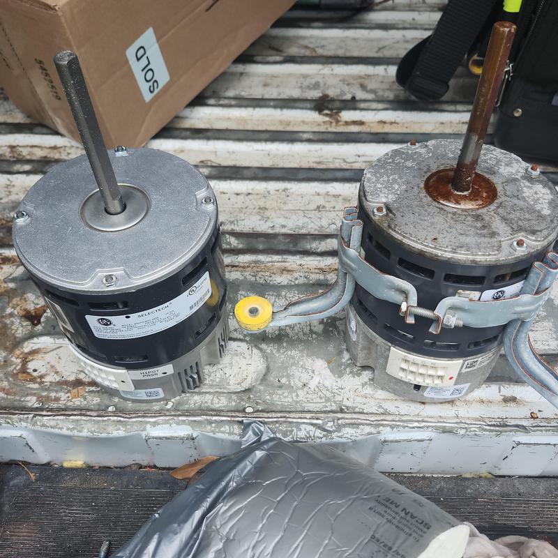 Blower motor replacement with old and new motors