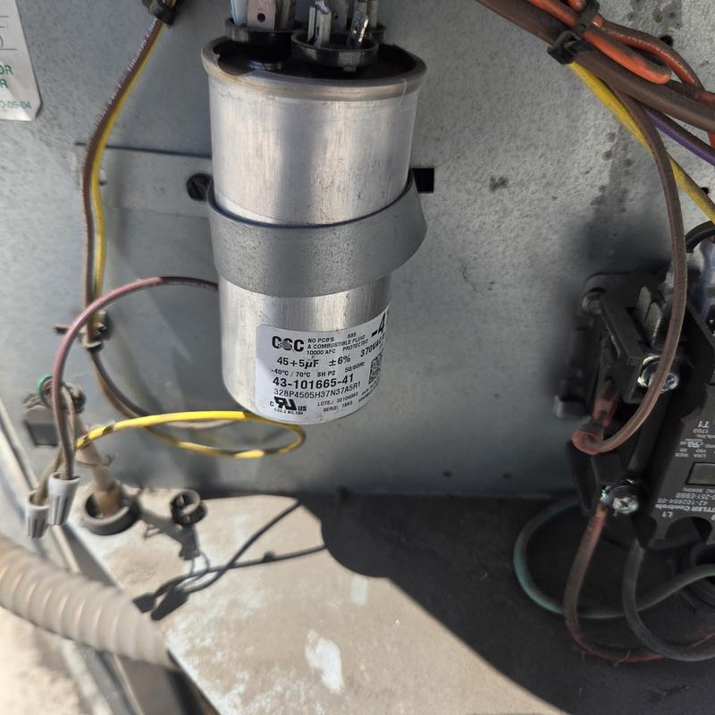 HVAC capacitor replacement in rooftop unit HVAC capacitor replacement in rooftop unit