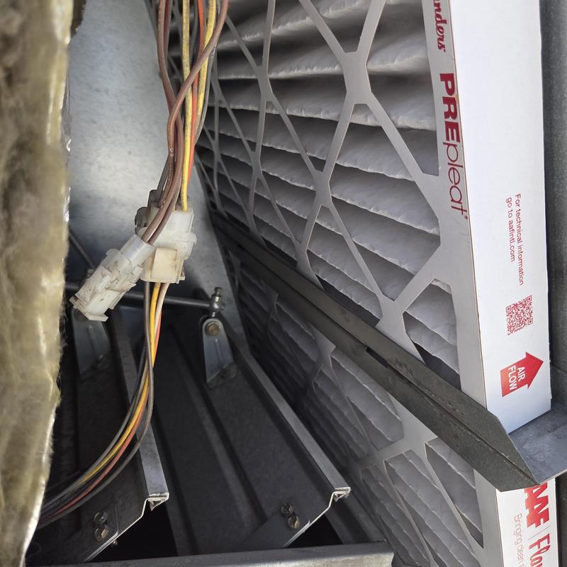 RTU air filter installation with wiring nearby RTU air filter installation with wiring nearby